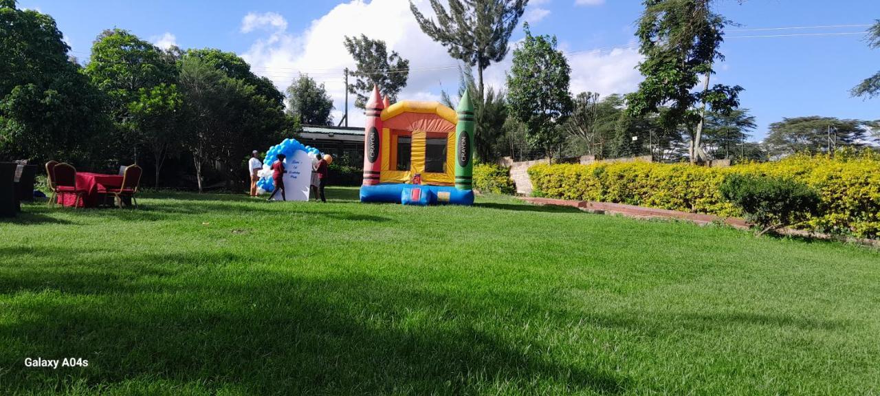 Esikar Gardens Hotel Narok Exterior photo