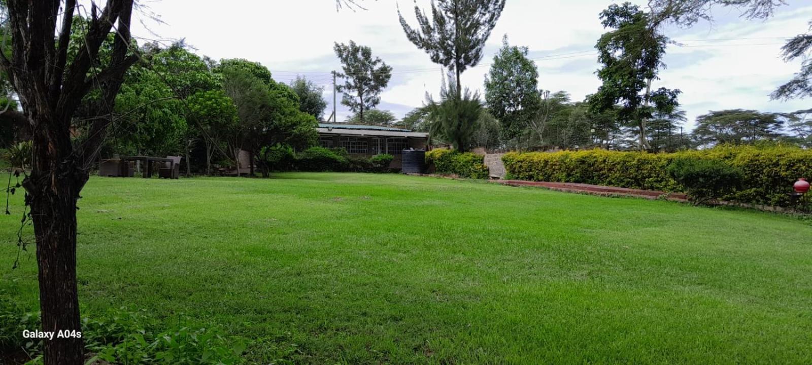 Esikar Gardens Hotel Narok Exterior photo