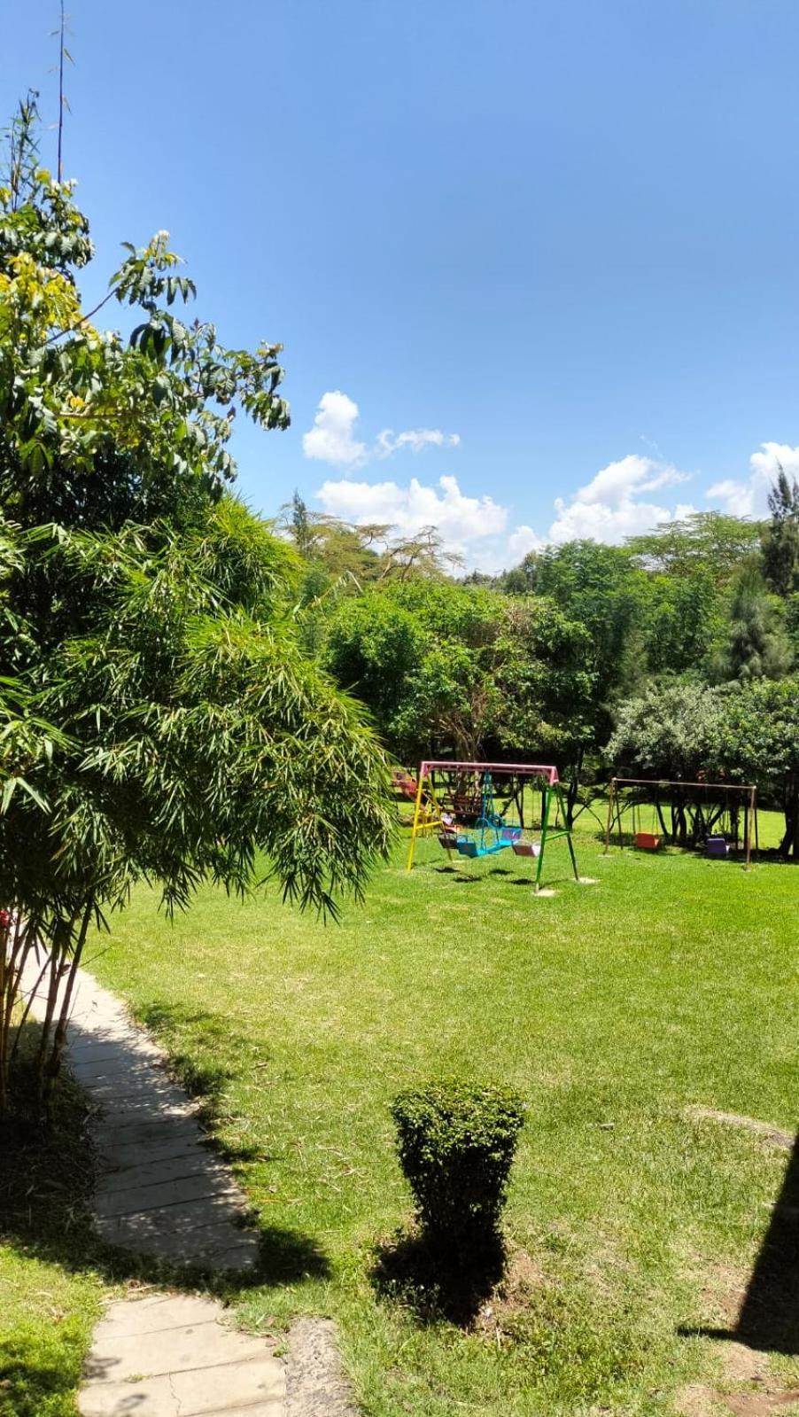 Esikar Gardens Hotel Narok Exterior photo