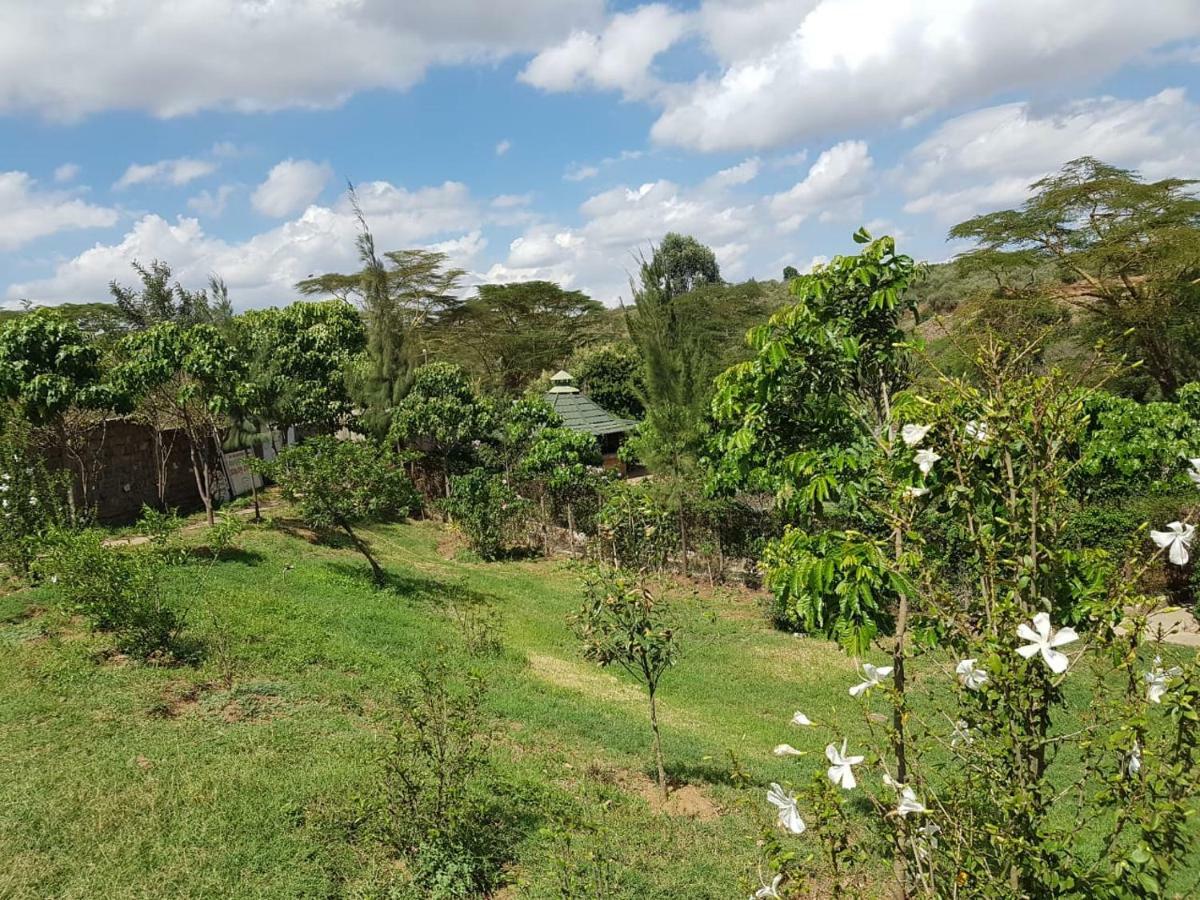 Esikar Gardens Hotel Narok Exterior photo