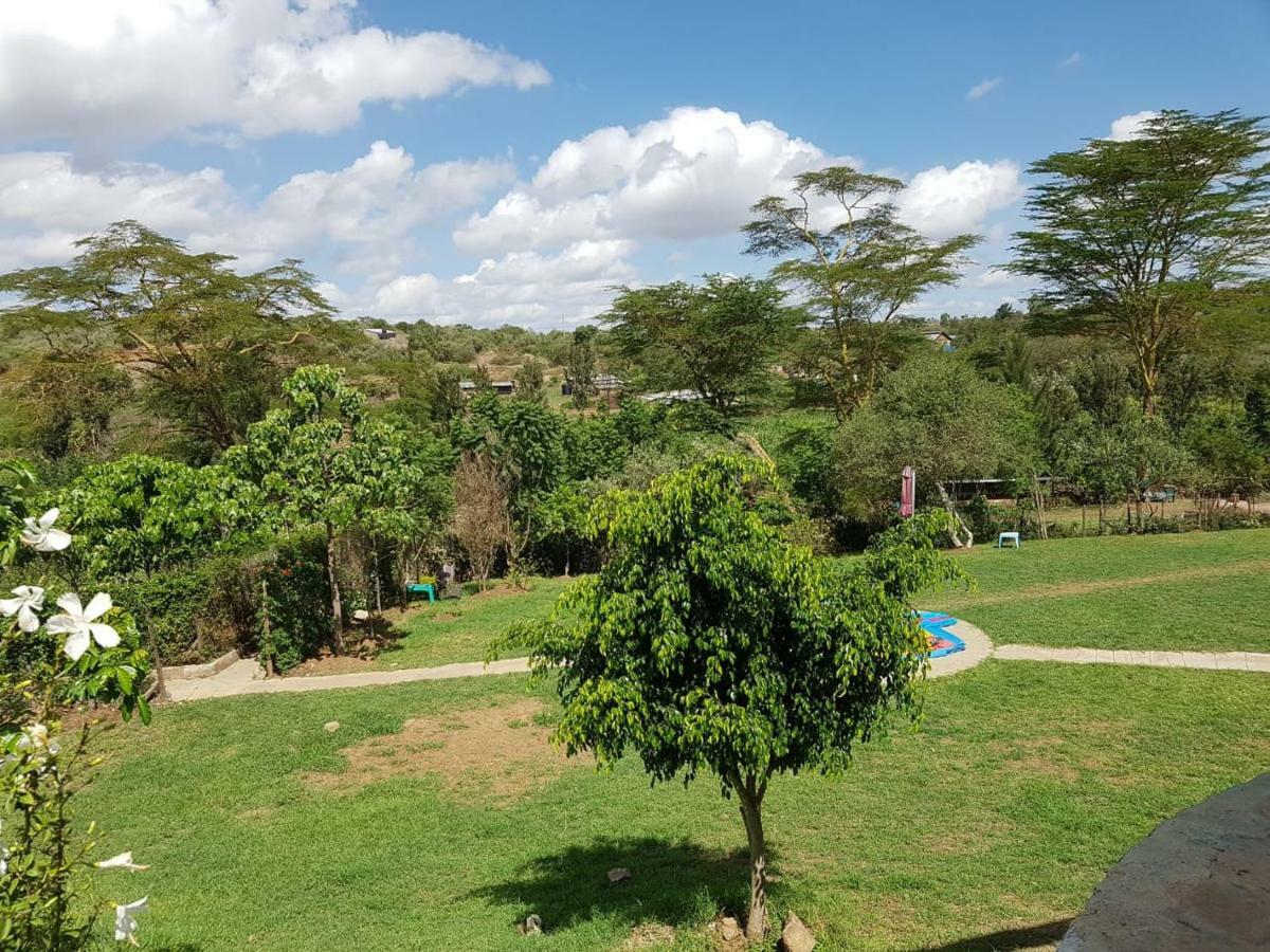 Esikar Gardens Hotel Narok Exterior photo
